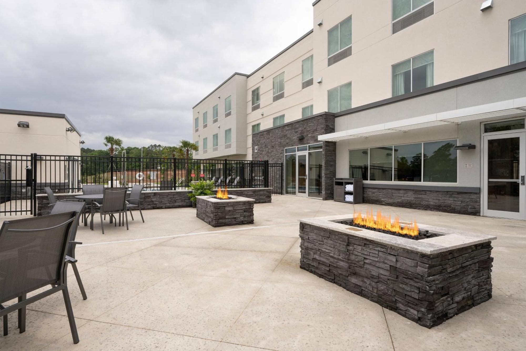 Fairfield Inn & Suites Arkadelphia Exterior photo